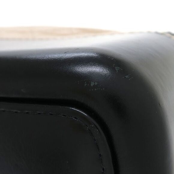 Chanel Gabrielle De Chanel Chain Shoulder - Picture 7 of 9